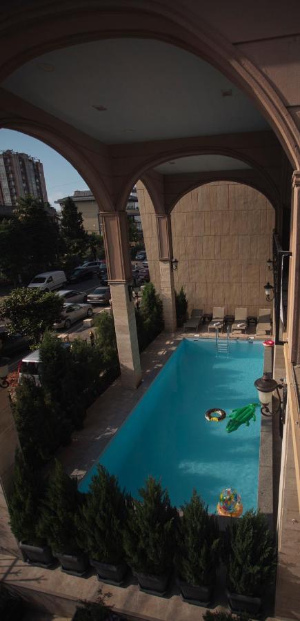 Hotel Irise 코불레티 외부 사진