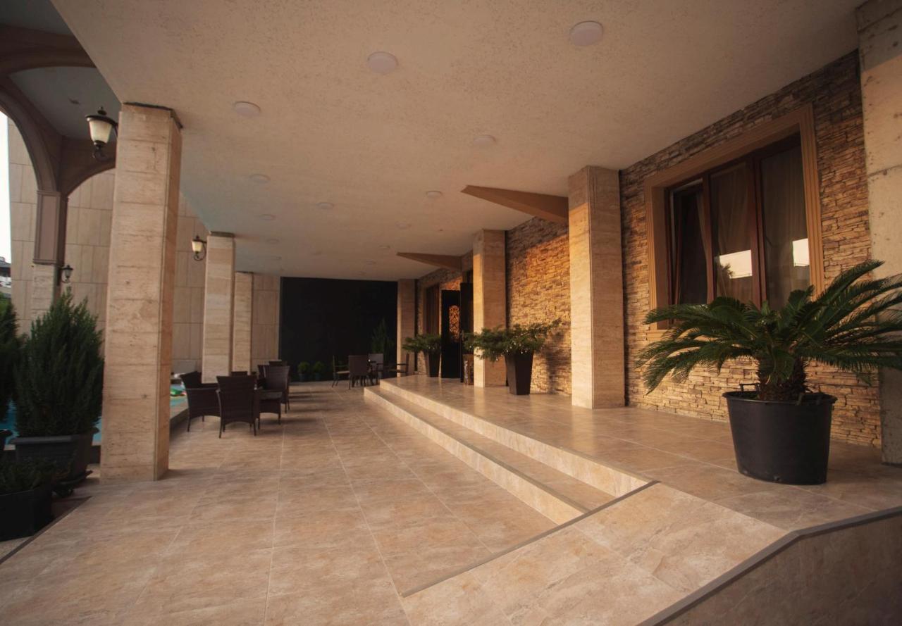 Hotel Irise 코불레티 외부 사진