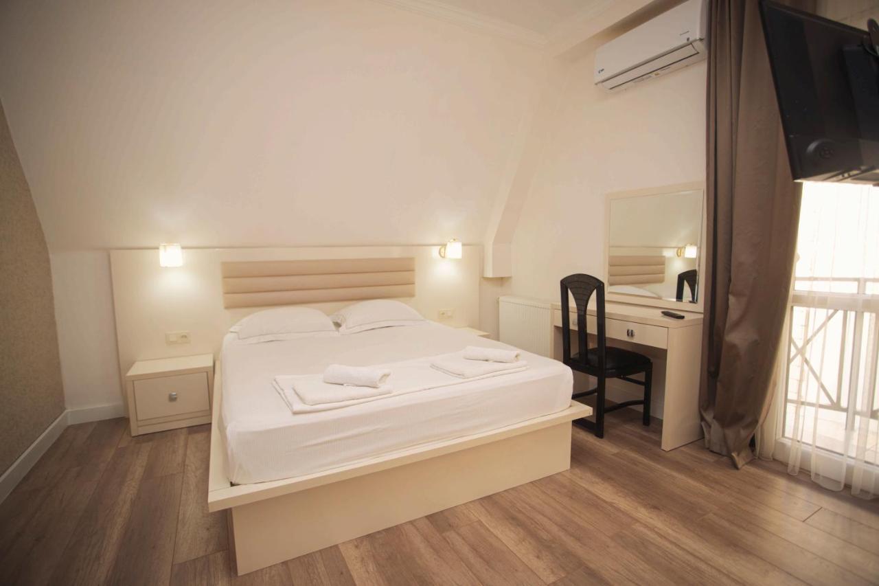 Hotel Irise 코불레티 외부 사진